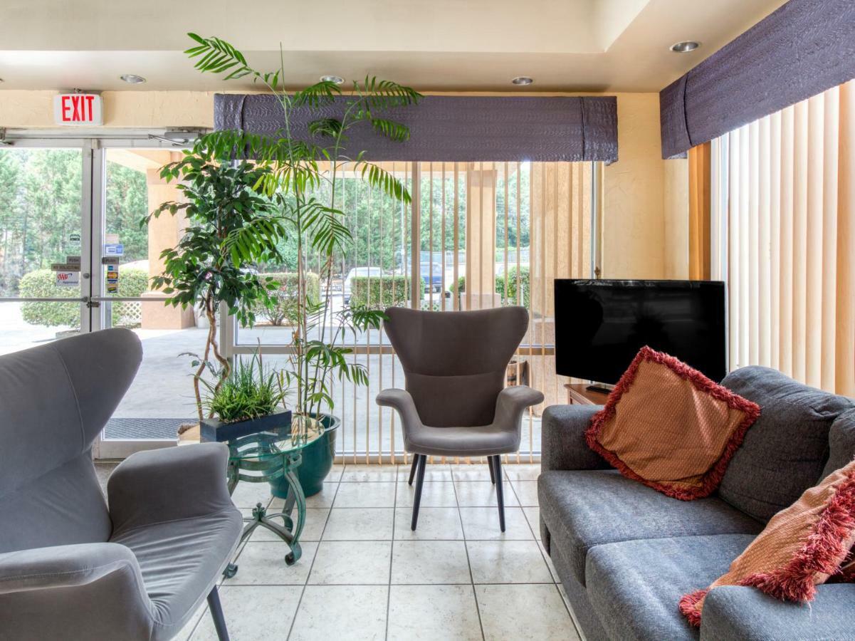 Budgetel Inn & Suites Forest Park Dış mekan fotoğraf