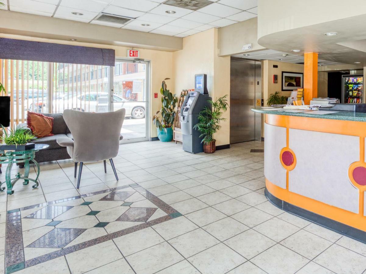 Budgetel Inn & Suites Forest Park Dış mekan fotoğraf
