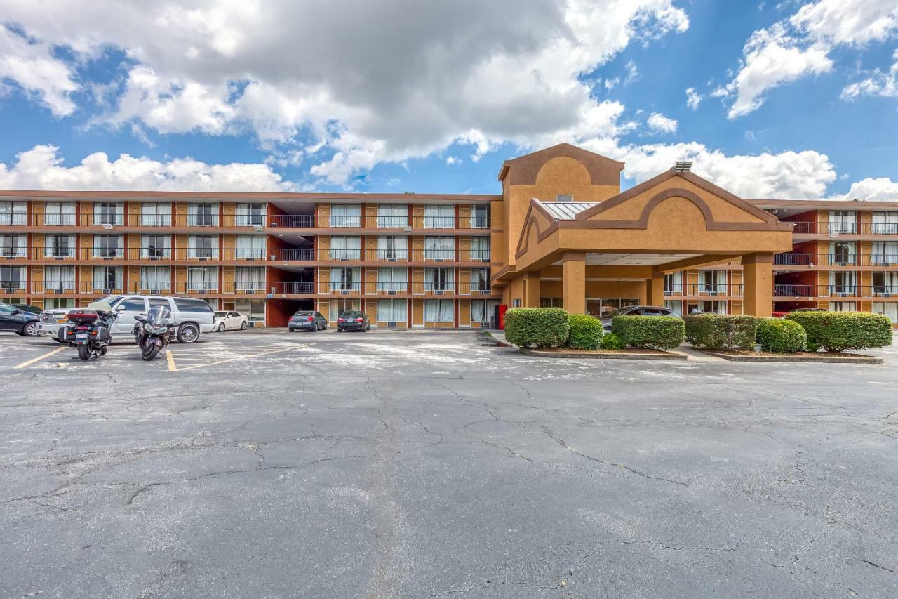 Budgetel Inn & Suites Forest Park Dış mekan fotoğraf